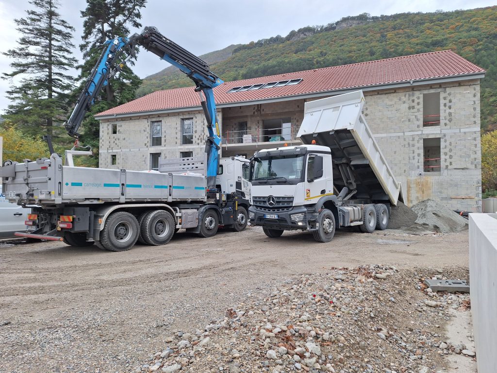 🏗 Démarrage de chantier – LES PRAIRIES DU BREUIL à VIF 🚍